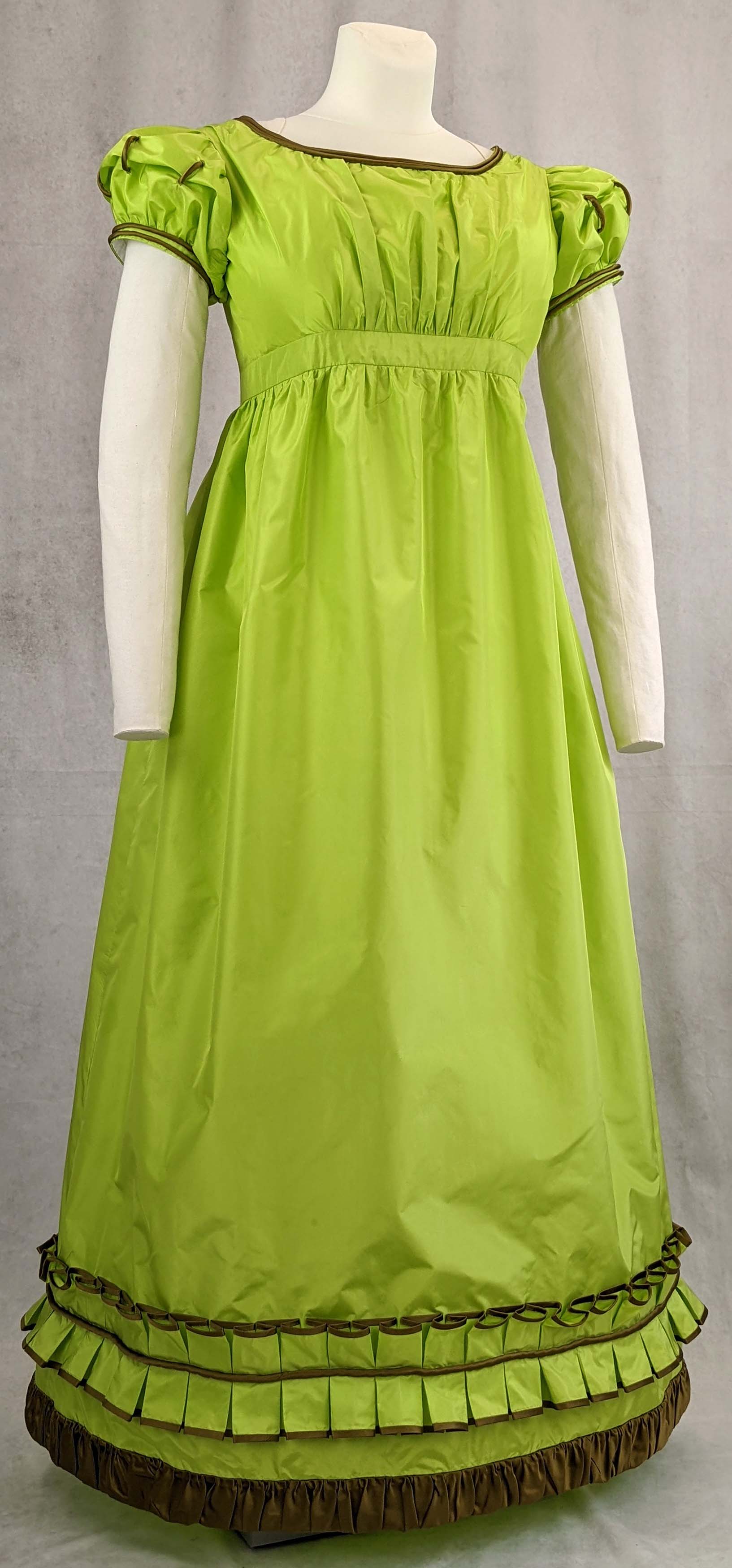 Empire / Regency evening dress 1810to 1815 Sewing Pattern #0422 Size US 8-30 (EU 34-56)